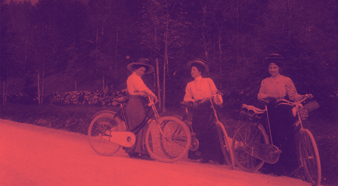 Mindig válságban?  (Elmélkedés a lánytudományról)